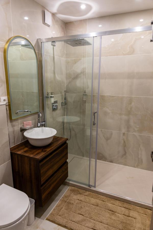 Appartement Vue Tour Eiffel Paris Exterior photo